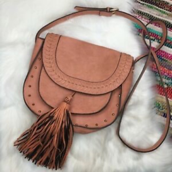 Steve Madden Handbags - Steve Madden fringe tassel crossbody bag